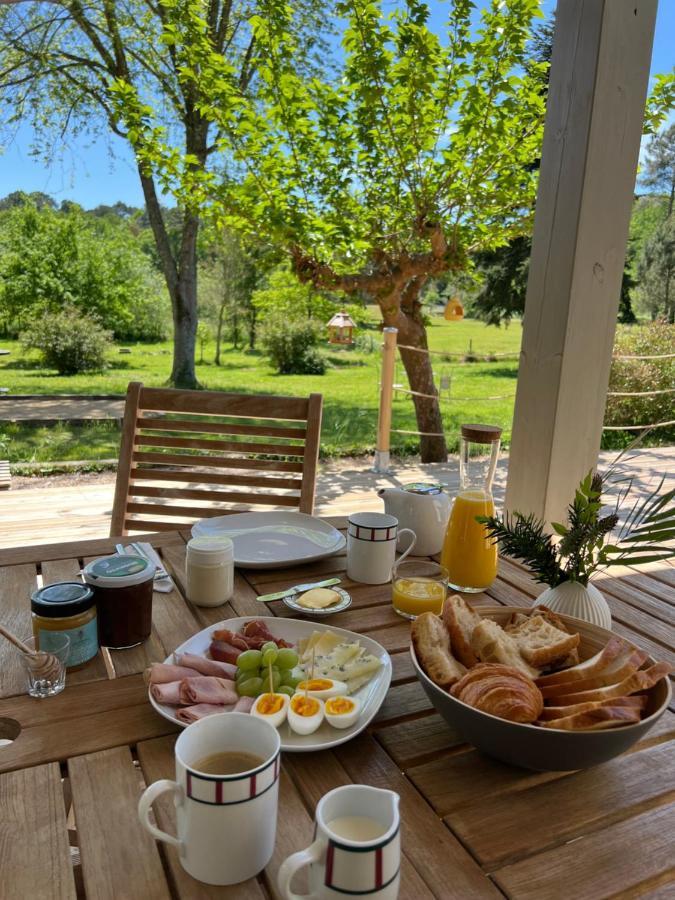 セノッス - ル・ペノン Laguillotte Bed & Breakfast エクステリア 写真
